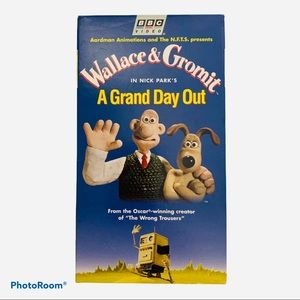 🍒$10ea or3/$20 Wallace & Grommets A Grand Day Out